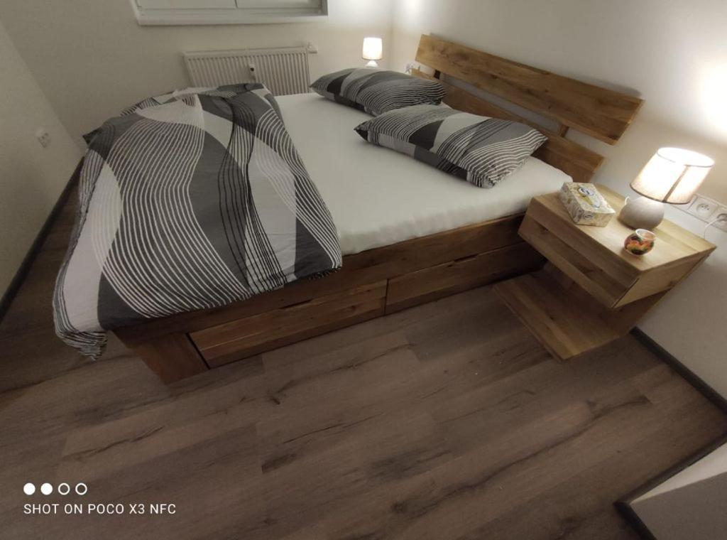Apartman Kuba Frymburk Luaran gambar